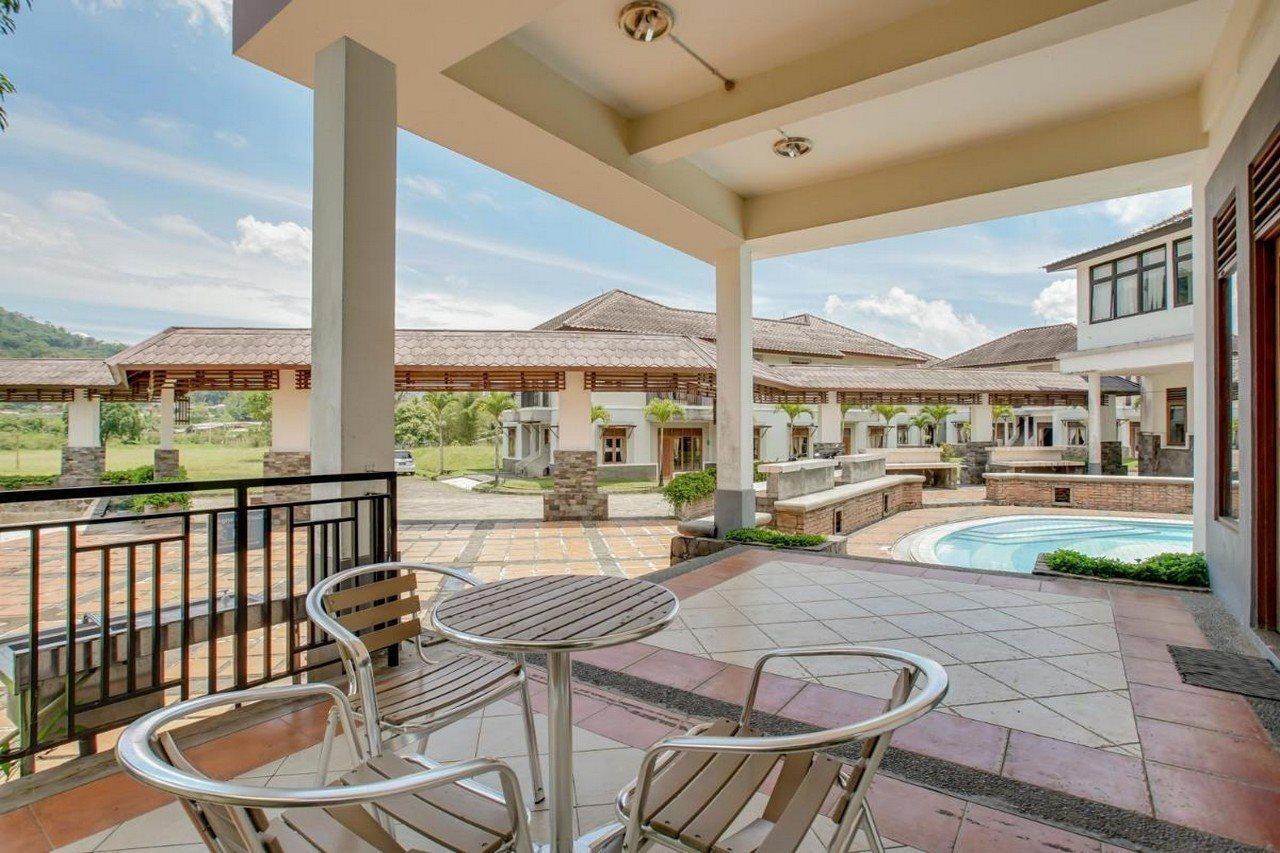 OYO 3896 Villa Pesona Wisata Puncak Cianjur Esterno foto